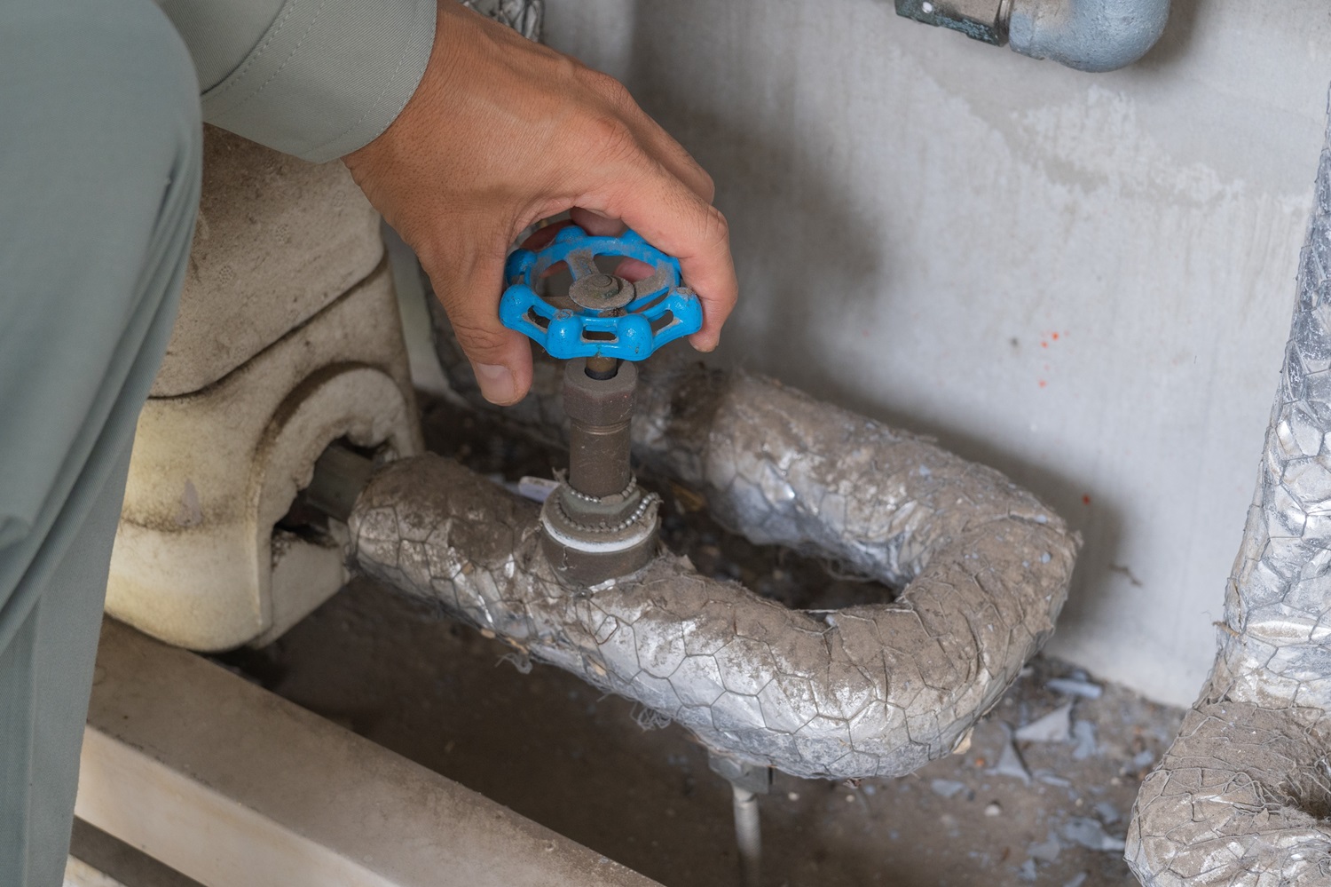 Prevent clogs with drain screens